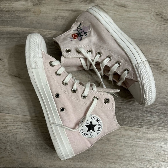 Converse Chuck Taylor All Star High 'Embroidered Crystals’ Amethyst size 7 - Picture 2 of 10